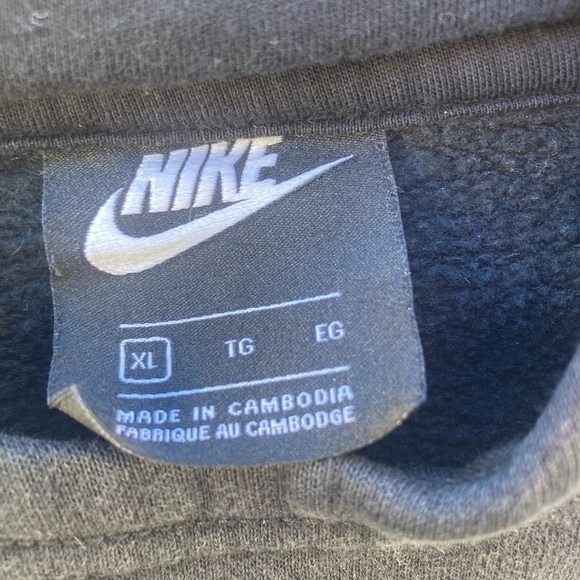 Kid's Nike Black Spell-Out Hoodie XL Round Neck Pocket Active Gym Skateboard - Picture 2 of 13